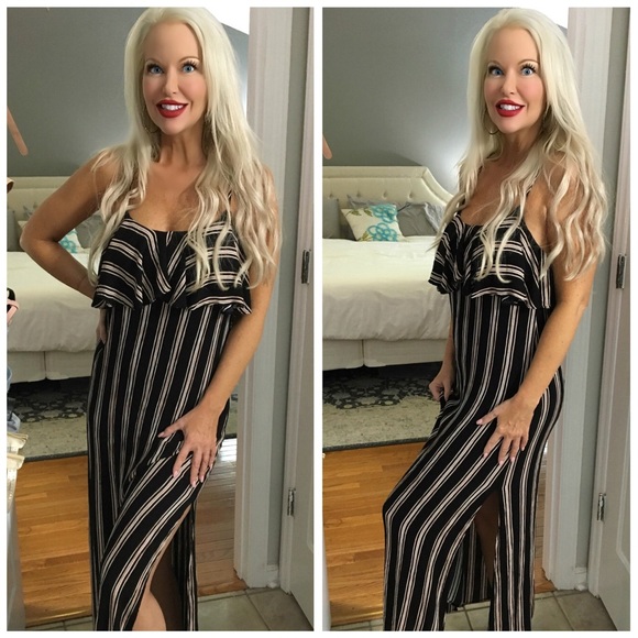 Dresses & Skirts - SUMMER CLEARANCE ❤️Stunning Stripe Ruffle Maxi